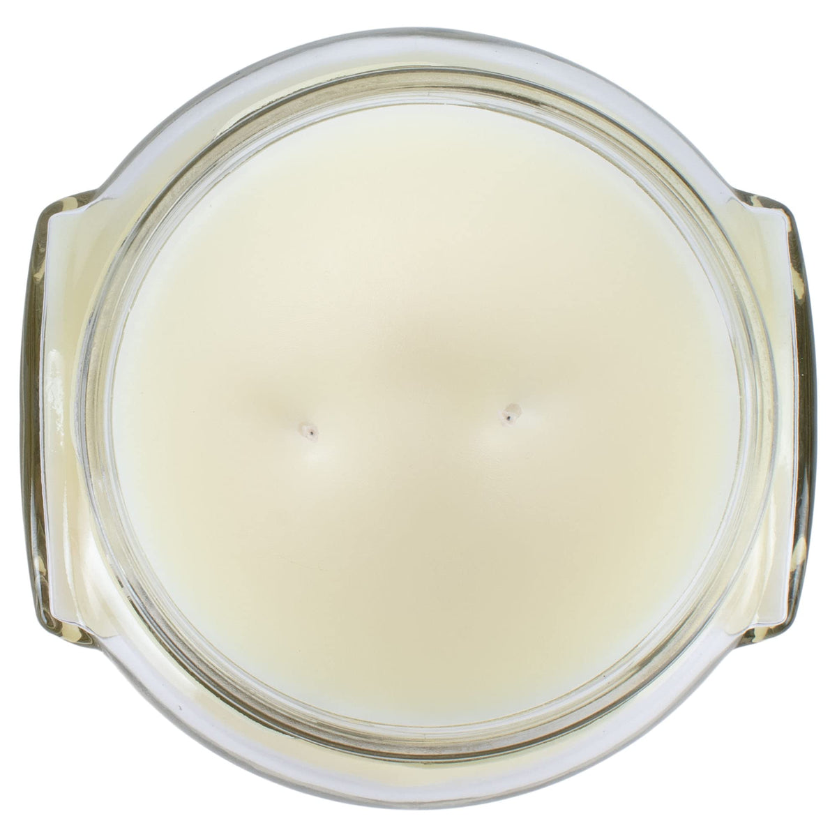French Market 22oz two wicks ensure even fragrance diffusion throughout the room