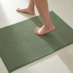 TYUU bathroom rug soft-pile in sage green for cozy feet after shower