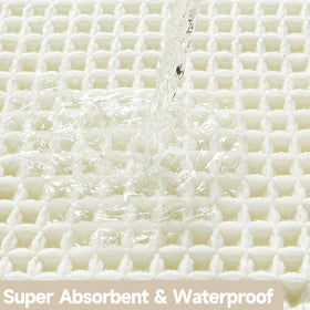TYUU Easy-Clean Bath Rug can be hand washed for longevity.