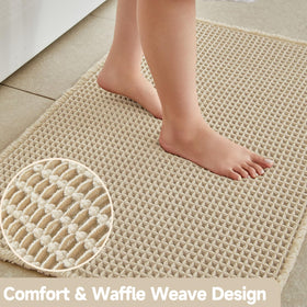 TYUU quick-dry-weave mat minimizes moisture on bathroom floors.