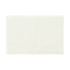 TYUU Secure Grip Backing Reduces Slips on Smooth Surfaces.