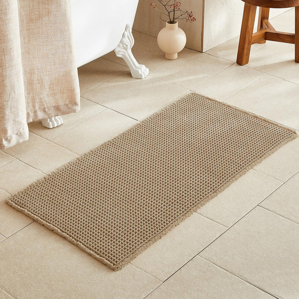 TYUU waffle bath mat in khaki showing plush texture and 48x24 coverage for soft steps