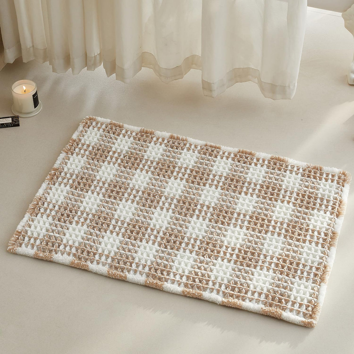 TYUU waffle bath mat with checkered pattern; anti-slip support for safe bathroom steps