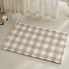 TYUU waffle bath mat with checkered pattern; anti-slip support for safe bathroom steps