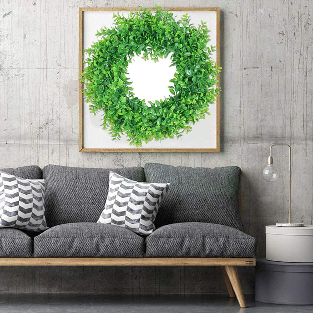 U'Artlines artificial wreath easy to clean without needle cleanup.