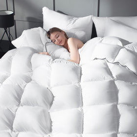 Ubauba cotton shell close-up highlighting premium hotel-quality exterior.