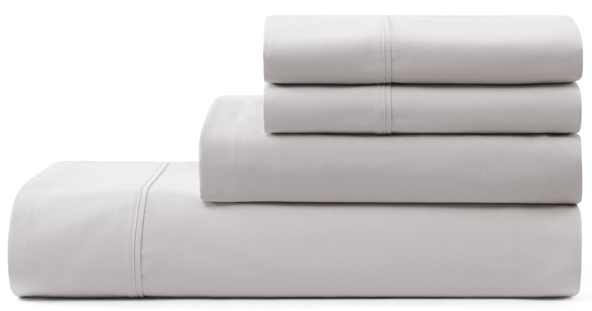 UGG Hedi queen flat sheet with generous size and smooth feel
