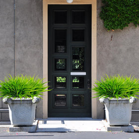 Uieke lush greenery assembly enhances terraces with long-lasting, maintenance-free appeal.
