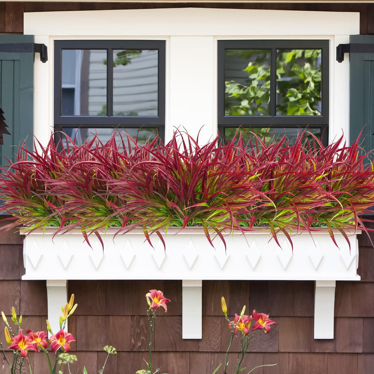 Uieke maintenance-free outdoor plants suited for any weather conditions.