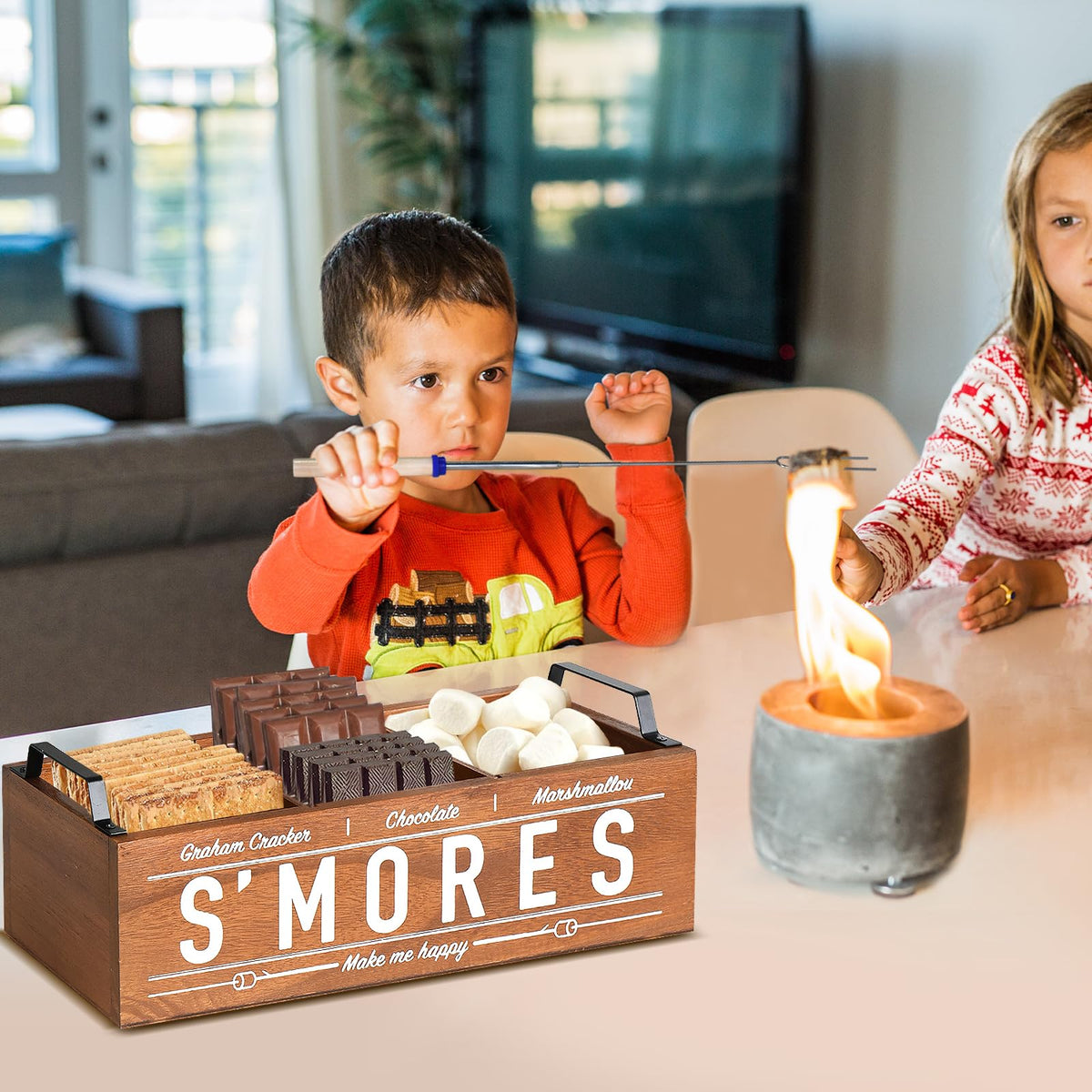 Uipame three-compartment smores box keeps fixings neatly organized.