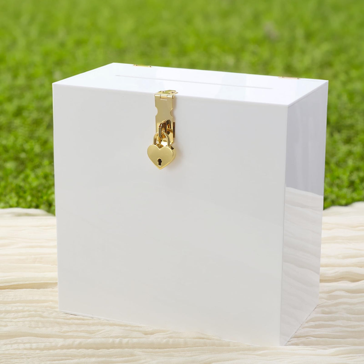 UNIQOOO White & Gold Heart Lock Box front view for elegant guest card display.