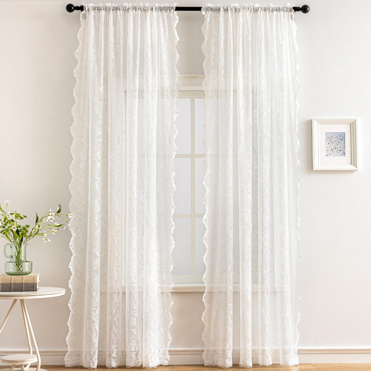 UNISTAR scallop edge detail highlights elegant silhouette for retro and modern interiors.