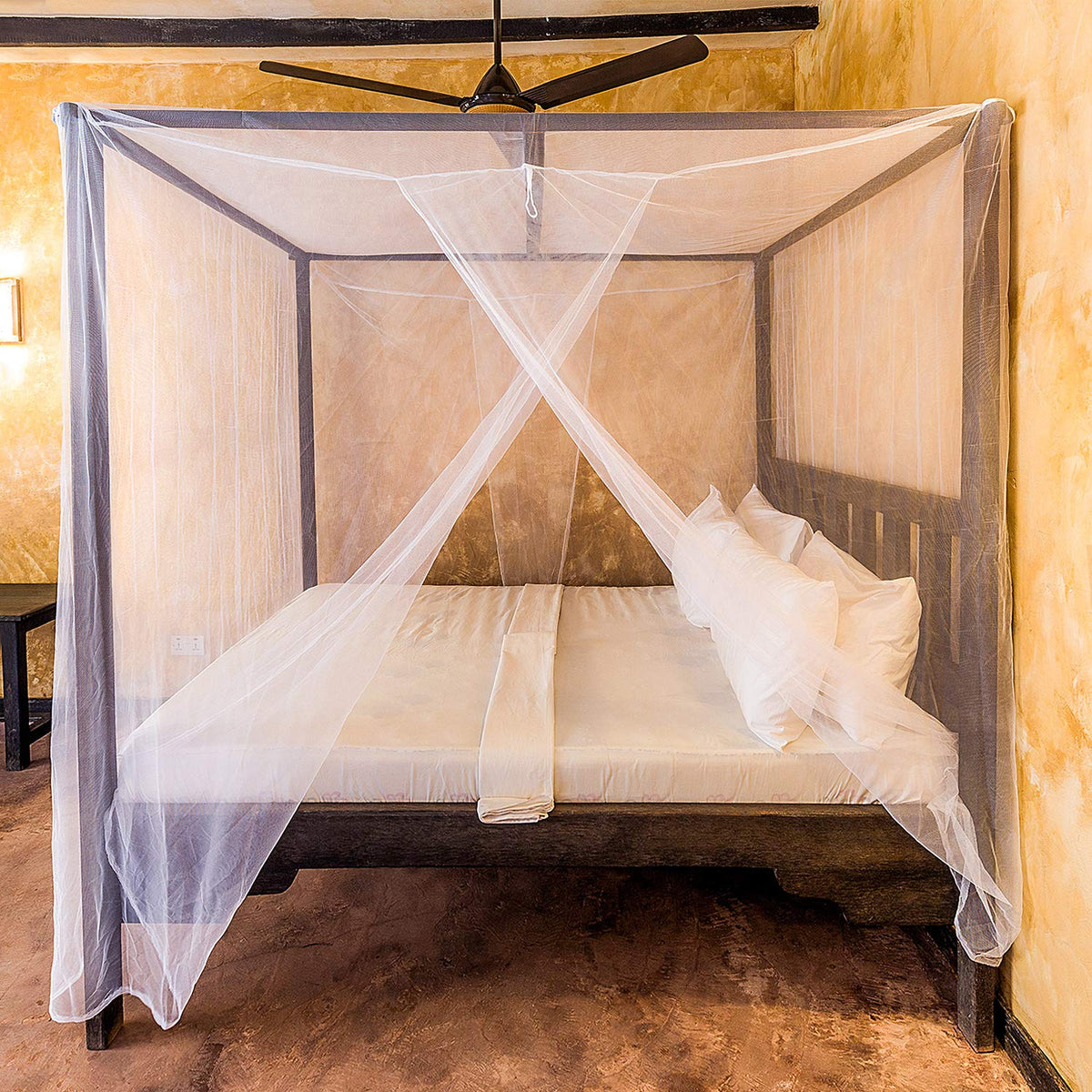 Universal Backpackers two-side-openings mosquito-net shown with easy entry and airflow