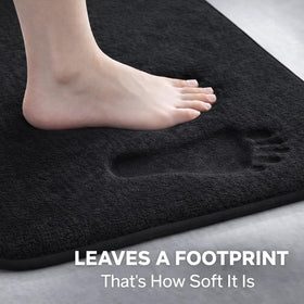 Uowuoiw anti-slip backing keeps rugs securely in place on tile or wood flooring.