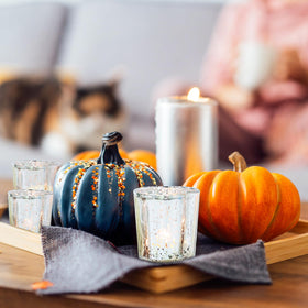 UPBUD gift-ready candle holders elevate thoughtful presents.