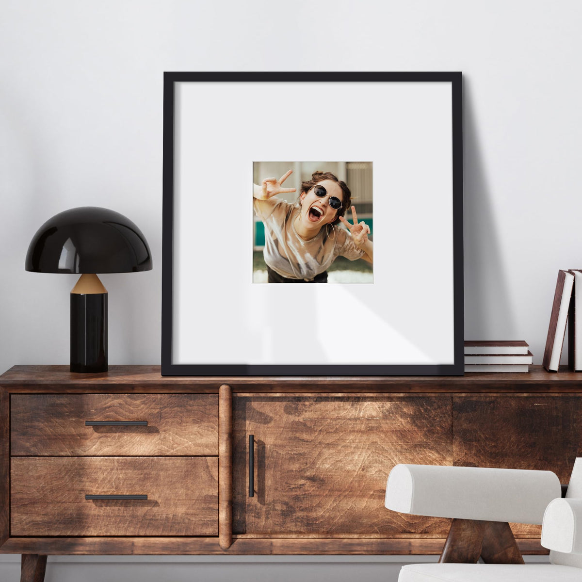 Upsimples 18x18 frame side profile mounting, easy horizontal or vertical display.