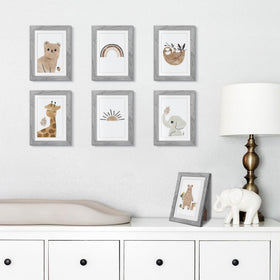 upsimples 4x6 photo framed with mat for precise display.