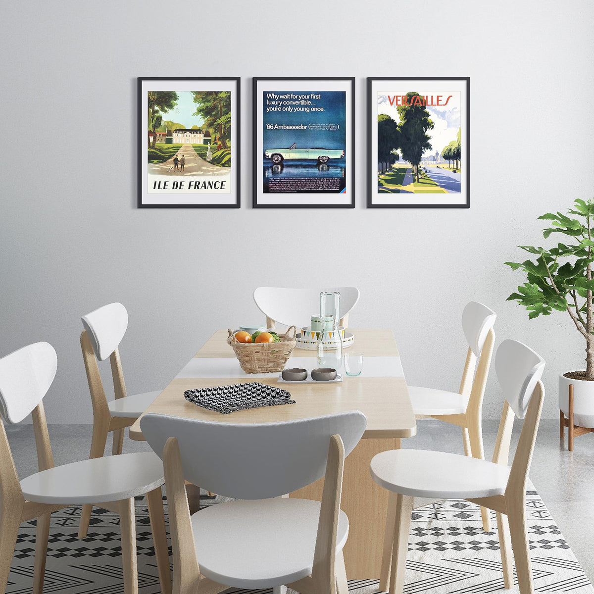 Upsimples five-piece collage frames ready to create stylish photo walls.
