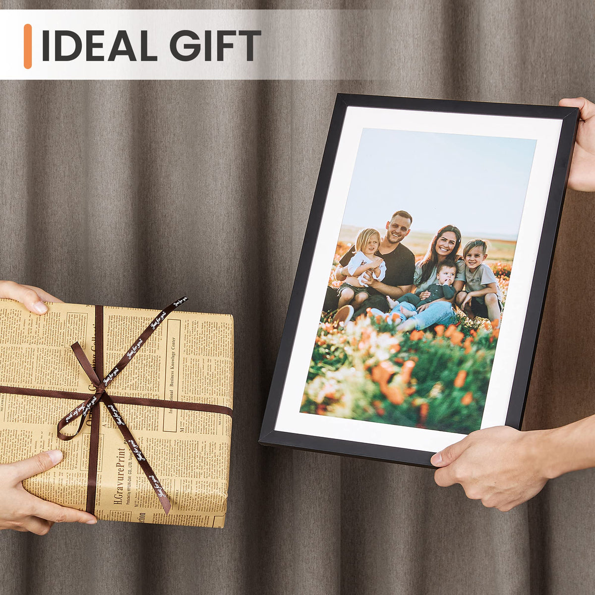 Upsimples frames support horizontal or vertical mounting for versatile displays.
