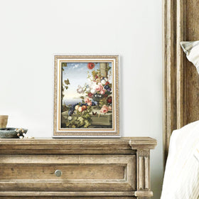 Upsimples vintage frame with white and gold finish for elegant shelf display