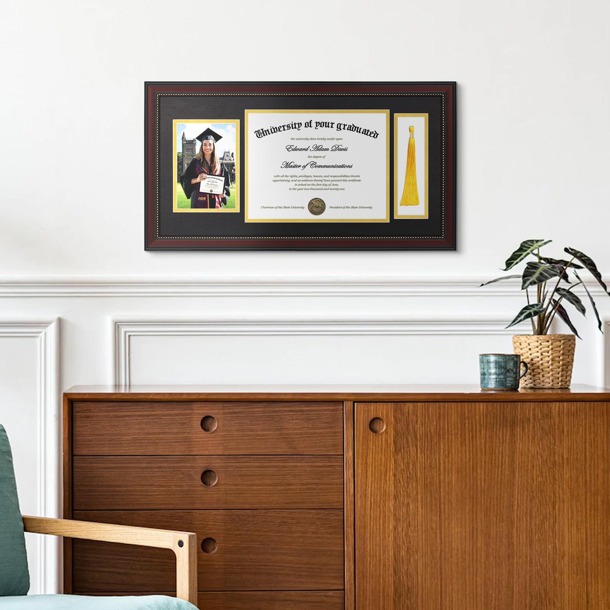 Upsimples wall-mount options support vertical or horizontal display
