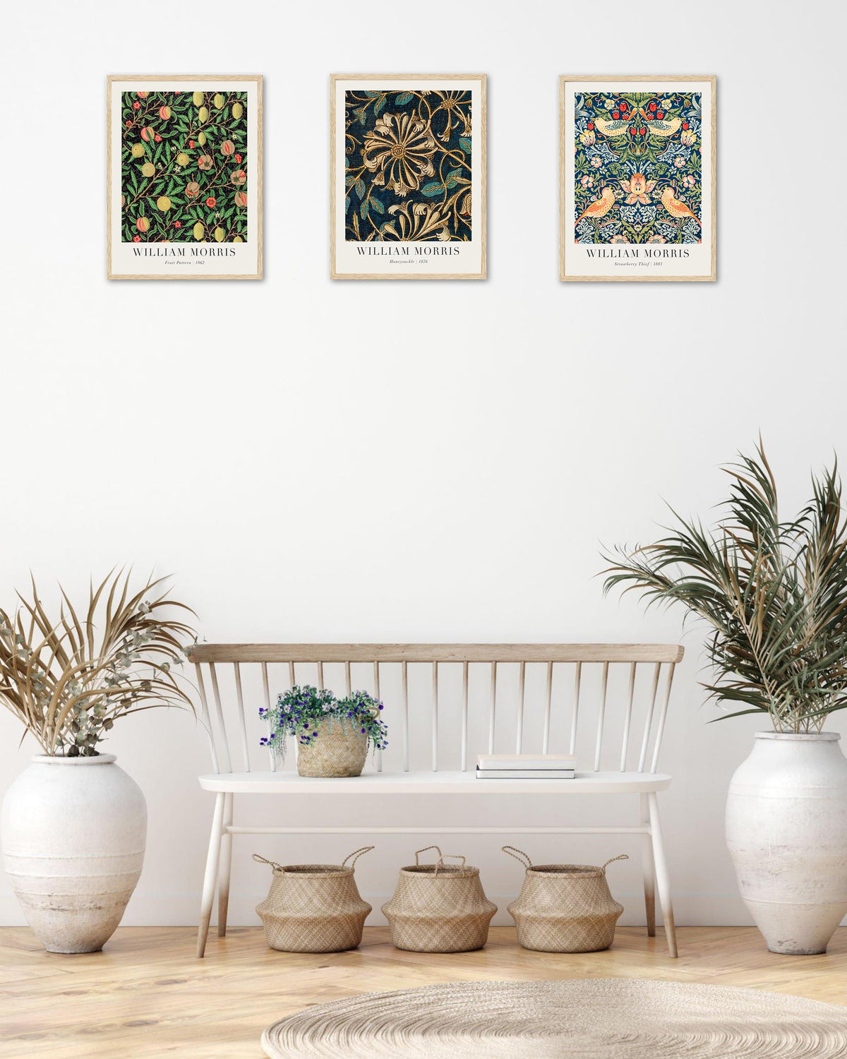 UPWOIGH natural solid wood oak frame highlighting durable craftsmanship.