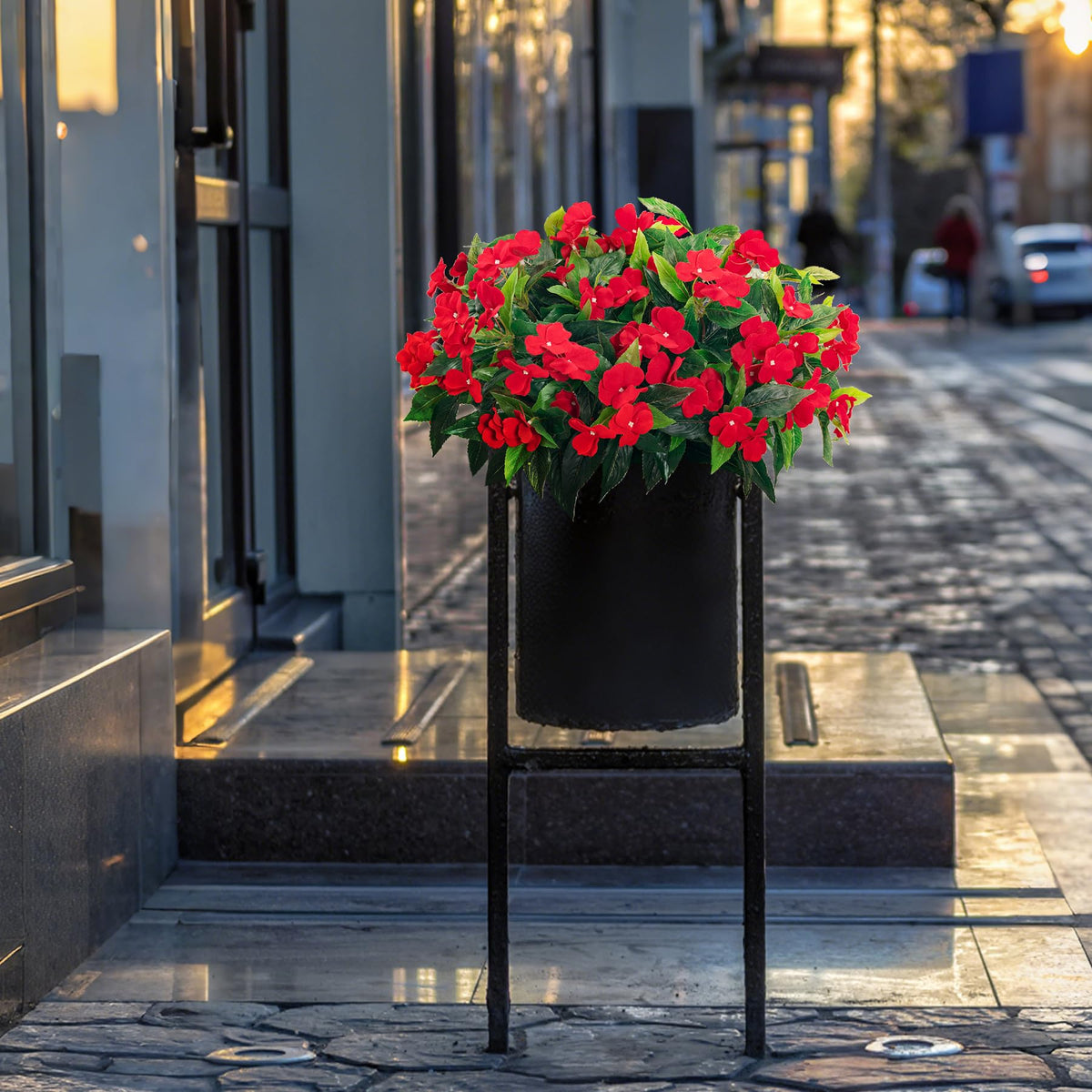 Uqueeten artificial flowers stem structure emphasizing sturdy, long-lasting display.