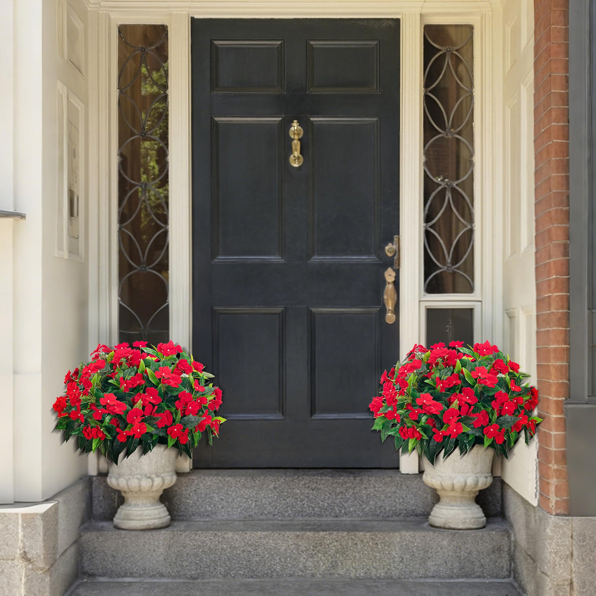 Uqueeten impatiens outdoor shot shows UV resistance for sunlit spaces.