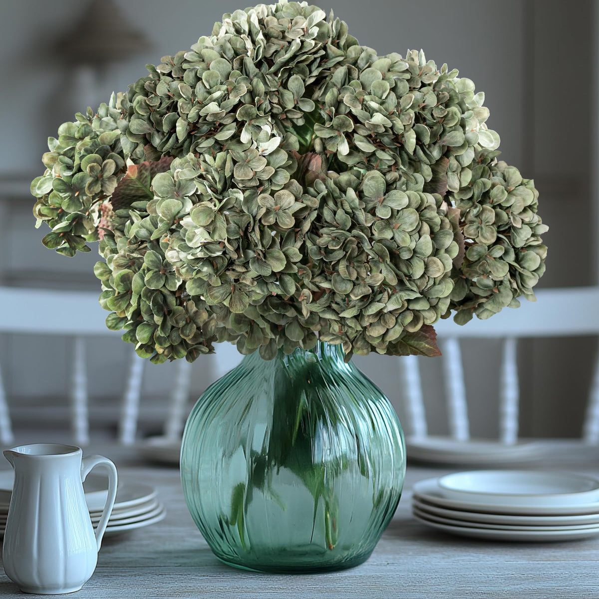 Dense 5.9-inch clusters create bold focal points on centerpieces.