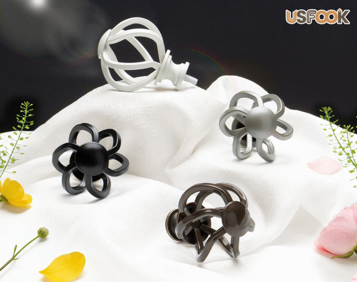USFOOK easy-install hardware enables quick setup.