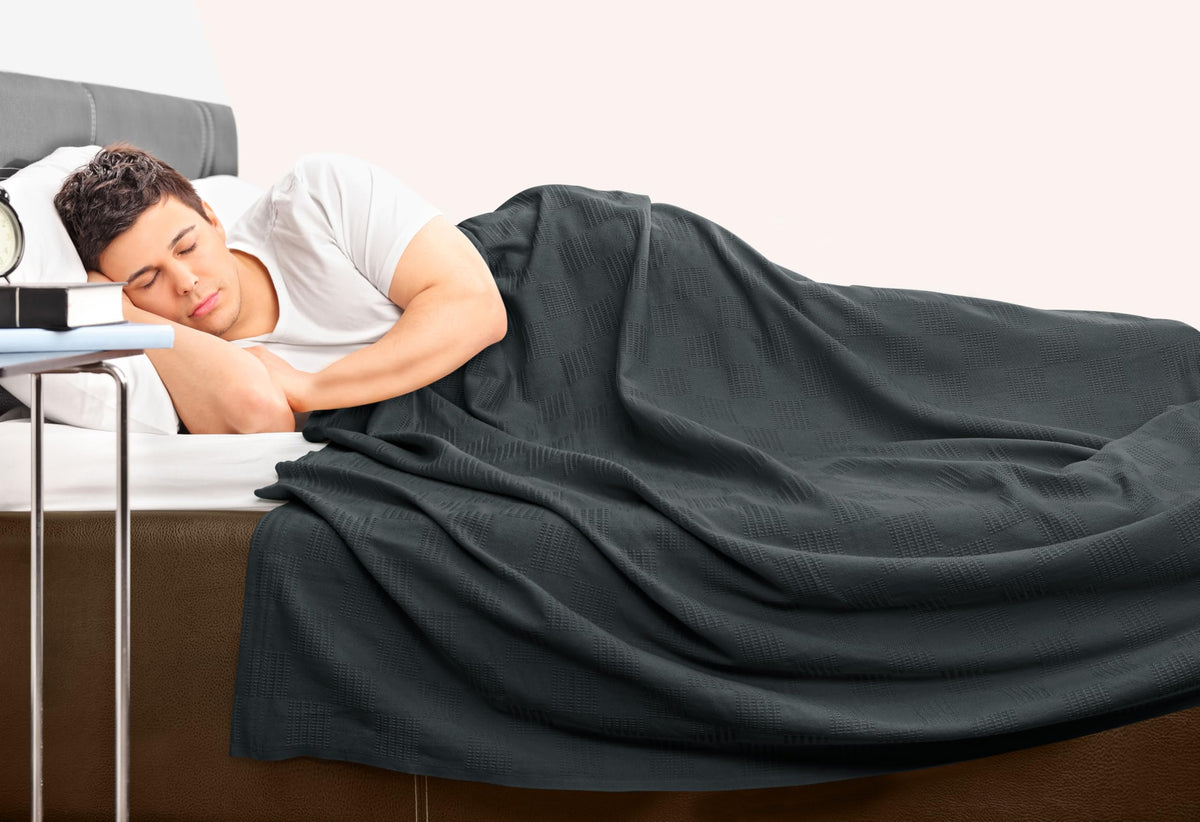 Utopia Bedding oversized 90x84 inch blanket for generous coverage
