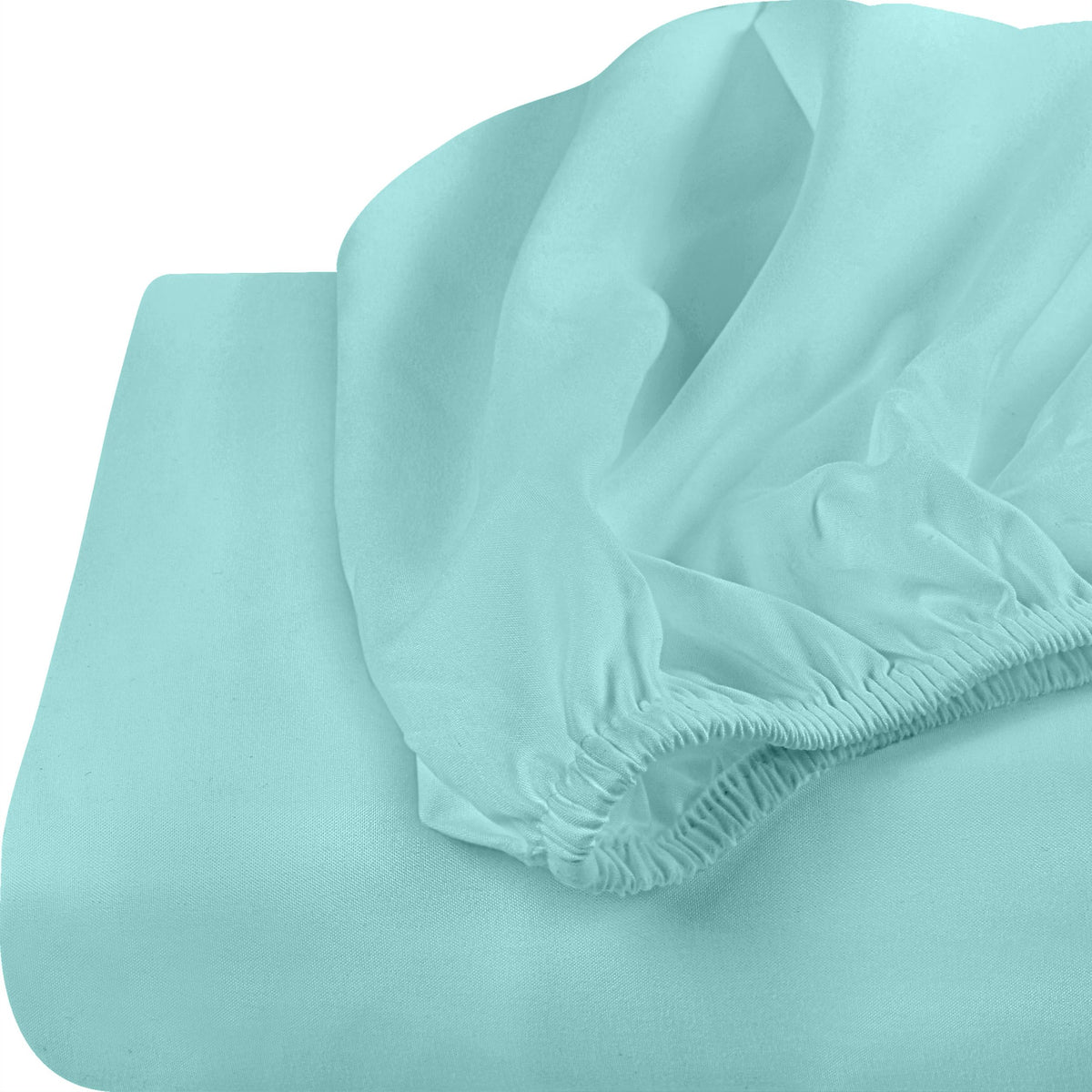 Utopia Bedding all-around elastic edge for a smooth bed presentation