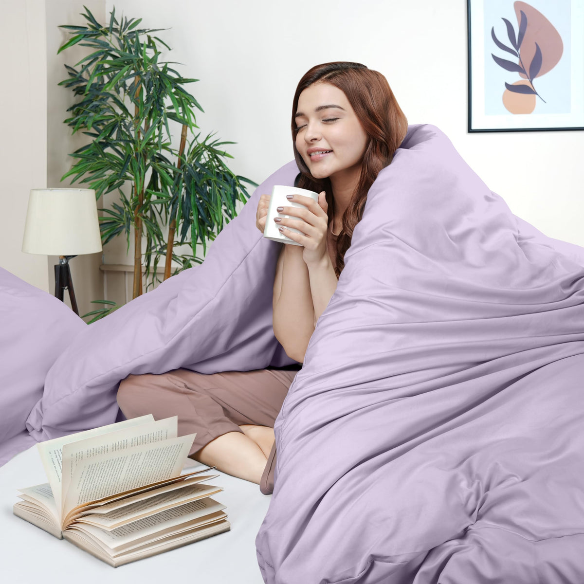 Utopia Bedding soft brushed microfiber close-up shows breathable, wrinkle-free comfort.