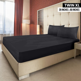 Utopia Bedding brushed microfiber fabric provides soft, cozy nights.
