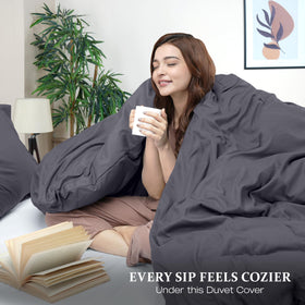 Utopia Bedding brushed microfiber fabric offers soft, breathable comfort