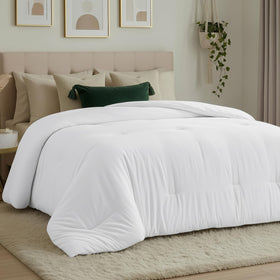 Utopia Bedding Comforter full-size 82x86 on bed with full coverage and soft warmth.
