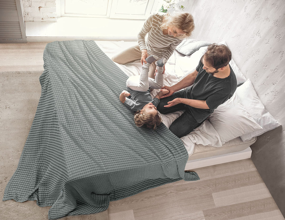 Utopia Bedding waffle weave texture close-up reveals airy drape and comfort.