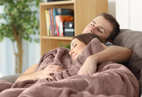 Utopia Bedding 1-inch hem and double-needle stitching for lasting shape