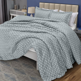 Utopia Bedding enhanced stitching increases durability for daily use.