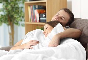 Utopia Bedding care-friendly blanket shows easy machine washing and quick drying.