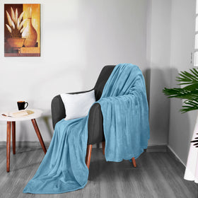 Utopia Bedding fleece blanket care tag with washing guidance
