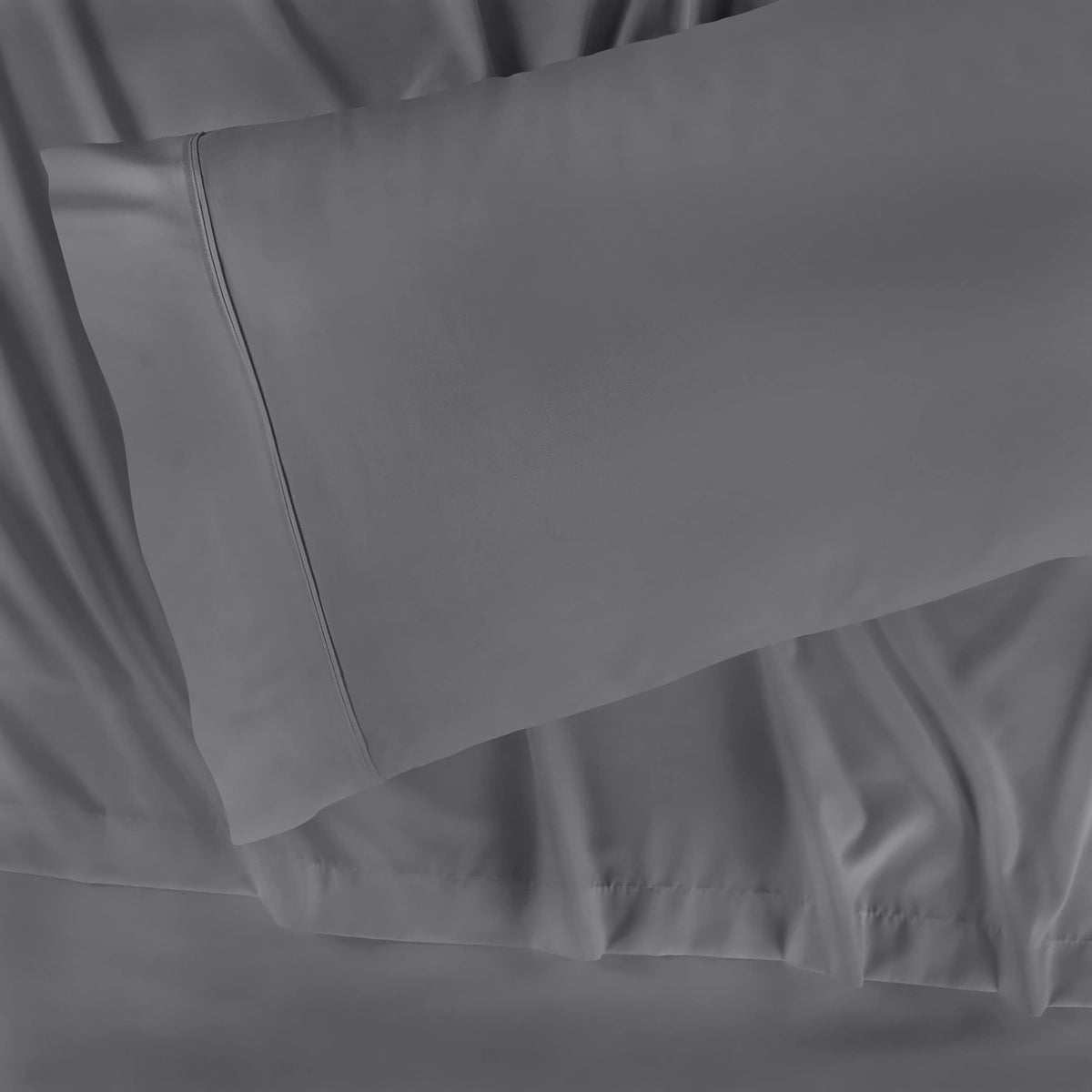 Utopia Bedding 4-inch hem with piping detail on front edge