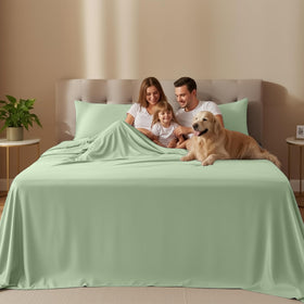 Utopia Bedding king sheet set fitted sheet elastic demonstrates secure fit.