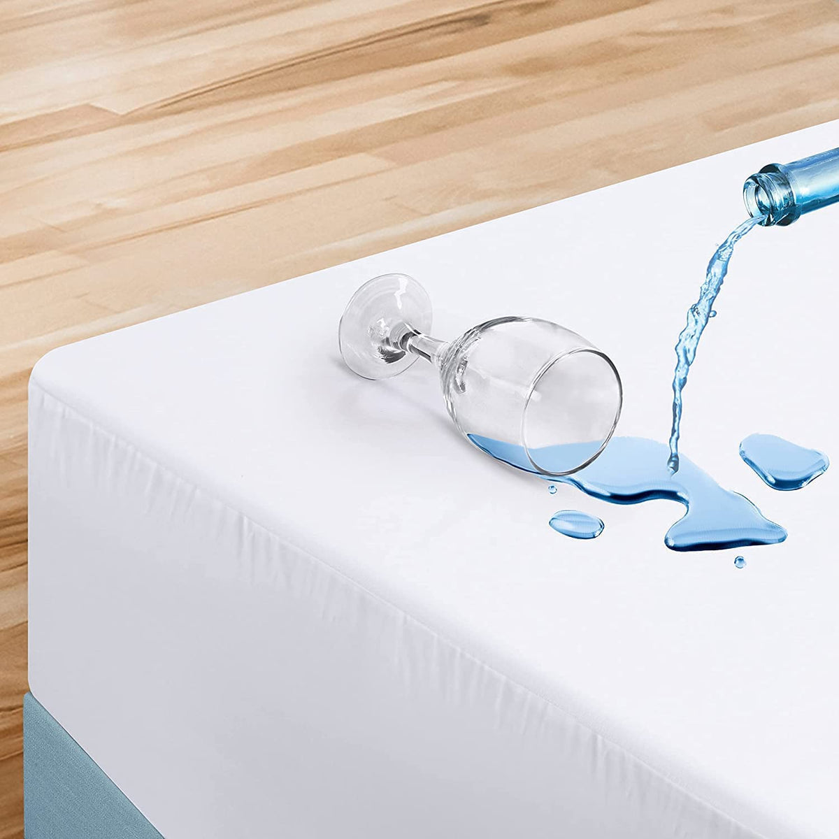 Utopia Bedding six-sided encasement blocks dust mites for enhanced protection.