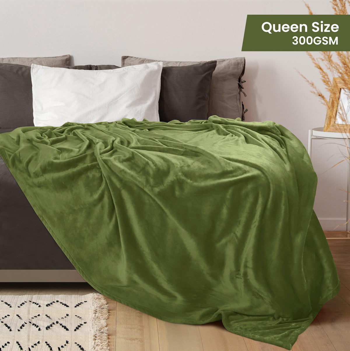 Utopia Bedding anti-static microfiber texture close-up highlights smooth feel.