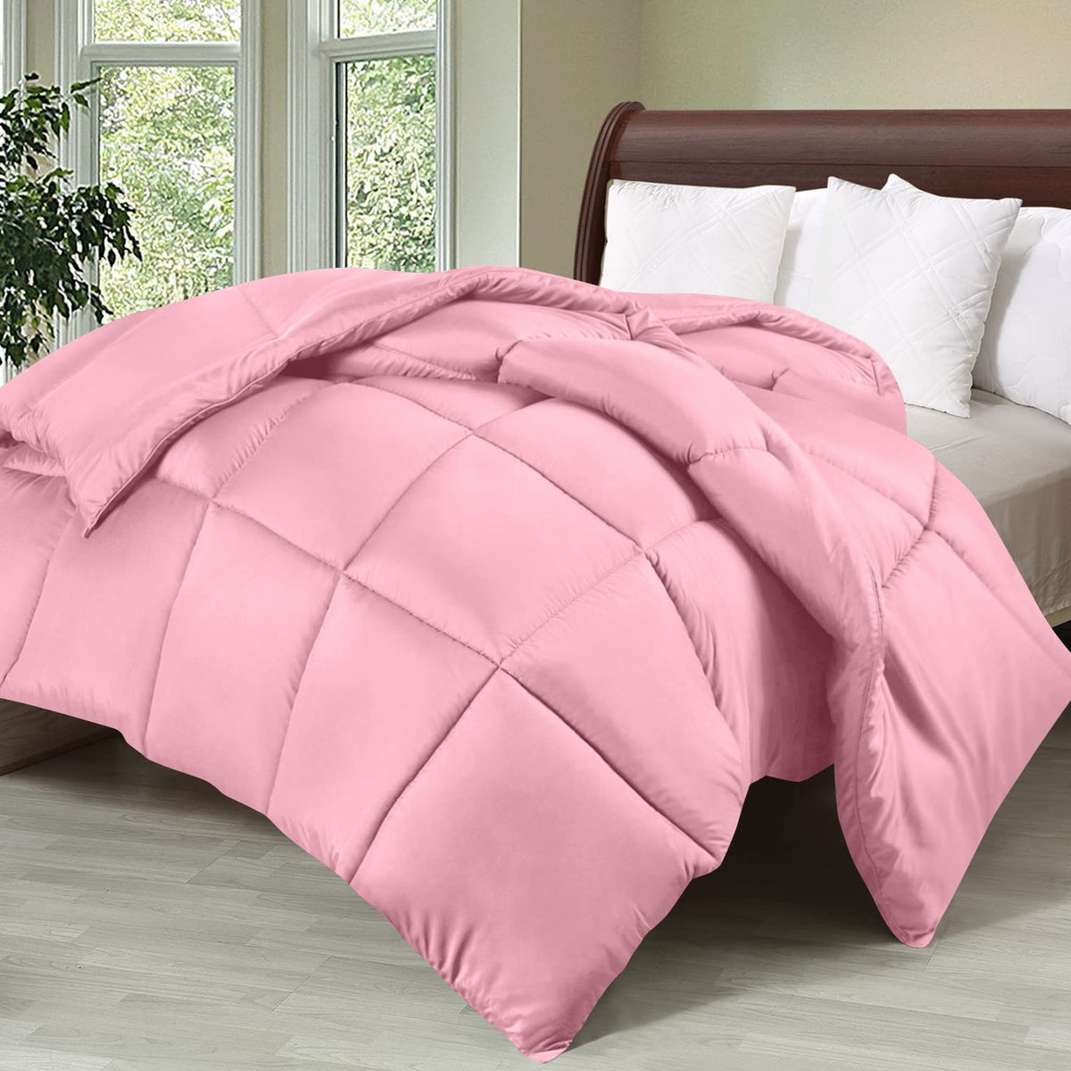 Corner tabs closeup on Utopia Bedding duvet insert to keep cover aligned