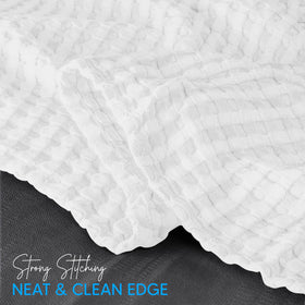 Utopia Bedding ring-spun edge provides a durable, smooth finish