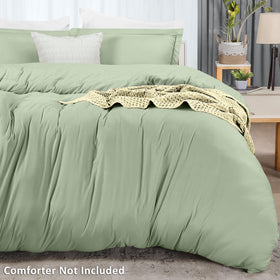 Utopia Bedding seven-tie-knots keep the comforter in place for a neat bed