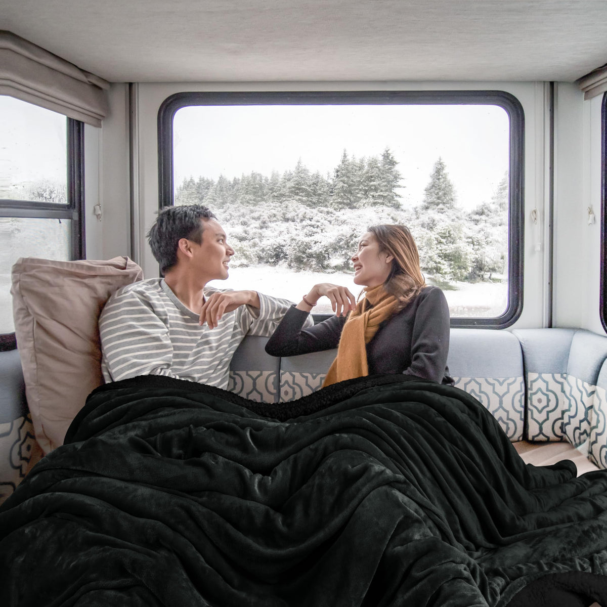 Utopia Bedding Sherpa Blanket on bed—fluffy dual-face fabric enhances decor