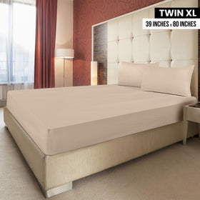 Utopia Bedding soft-brushed-microfiber sheet offers breathable coziness for nightly comfort.